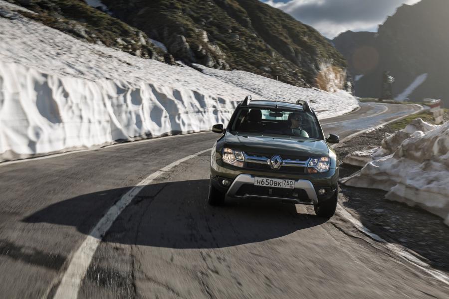  Renault Duster 2015 года  (RU) (фото 23 из 28)